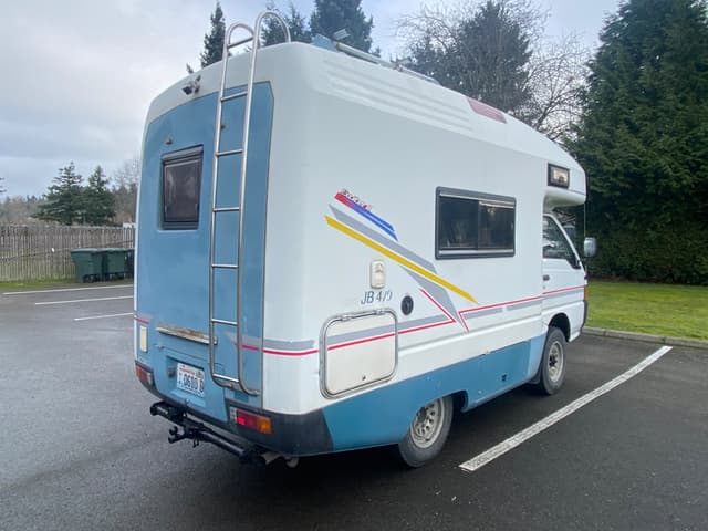 1995 Mitsubishi Delica JDM car for sale — photo 4 of 22