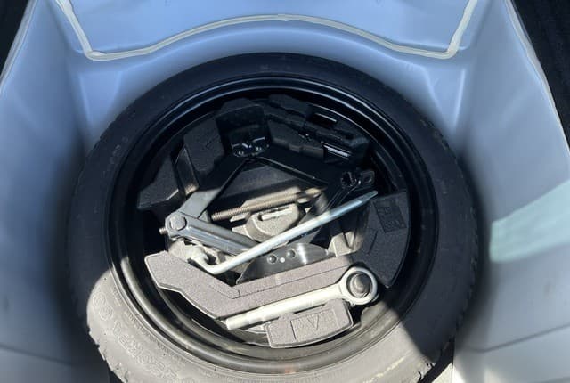 2011 Subaru Legacy JDM car for sale — photo 14 of 25