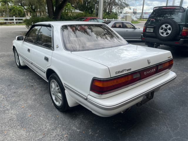 1991 Toyota Chaser JDM car for sale — photo 5 of 17