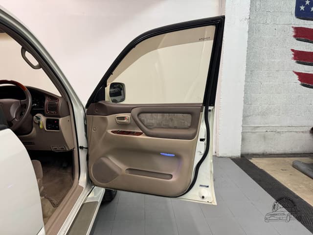 1998 Toyota Land Cruiser JDM car for sale — photo 23 of 25