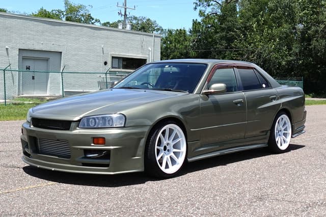 1998 Nissan Skyline JDM car for sale — photo 11 of 19
