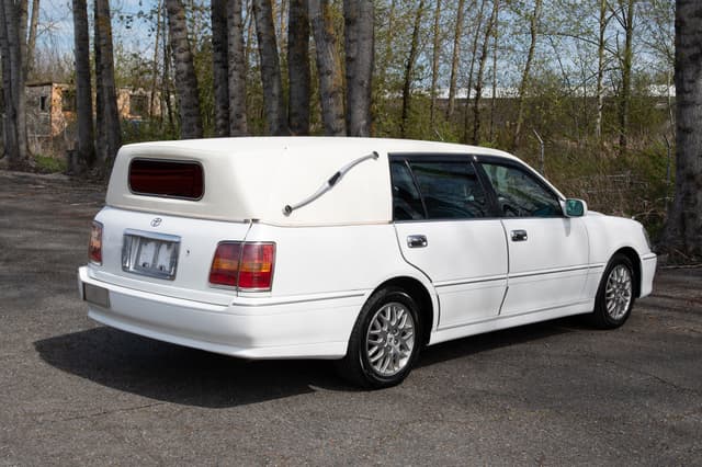 2001 Toyota Crown JDM car for sale — photo 5 of 15