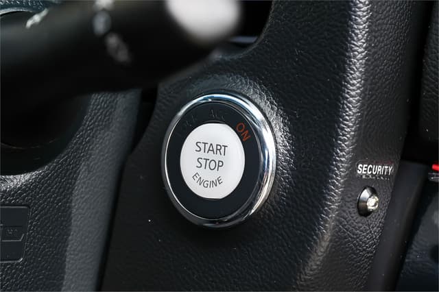 2010 Nissan Skyline JDM car for sale — photo 16 of 23
