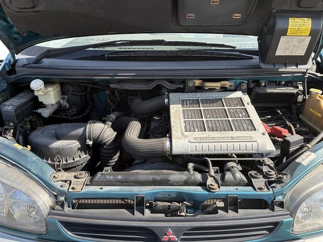 1997 Mitsubishi Delica JDM car for sale — photo 6 of 6