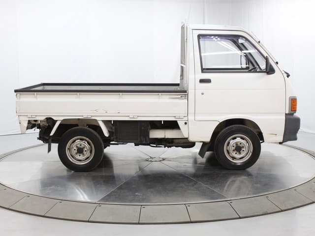 1993 Daihatsu Hijet JDM car for sale — photo 7 of 25