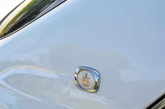 2000 Toyota Crown JDM car for sale — photo 4 of 24
