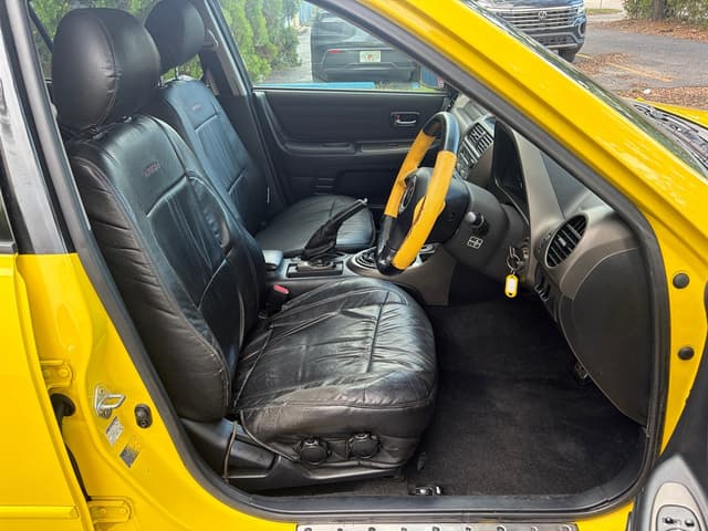1998 Toyota Altezza JDM car for sale — photo 11 of 16