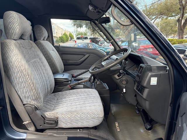 1996 Mitsubishi Delica JDM car for sale — photo 11 of 24