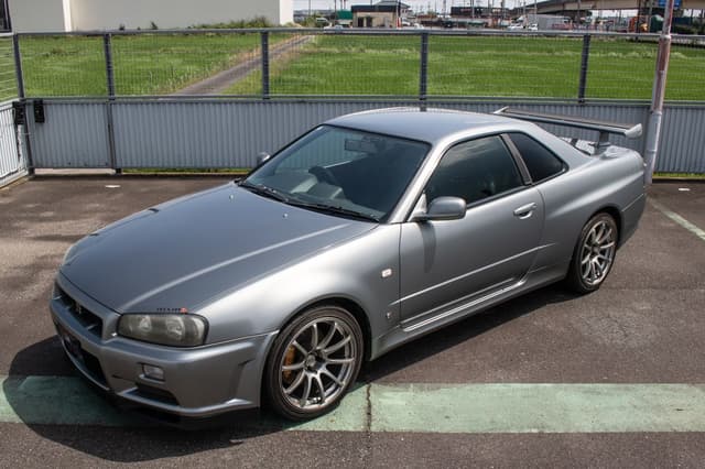 2001 Nissan Skyline JDM car for sale — photo 8 of 25