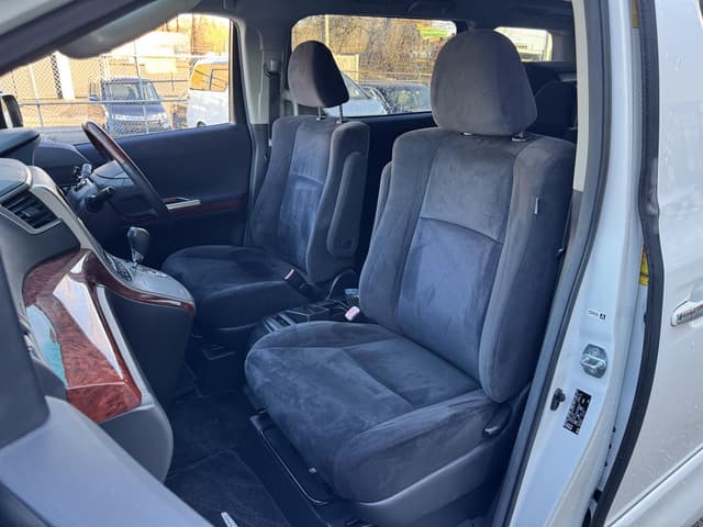 2010 Toyota Alphard JDM car for sale — photo 11 of 19