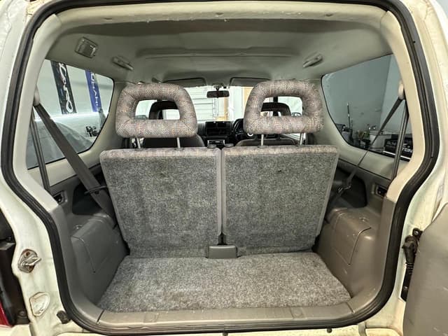 1999 Suzuki Jimny JDM car for sale — photo 15 of 23