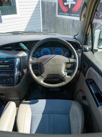 1998 Nissan Elgrand JDM car for sale — photo 16 of 25