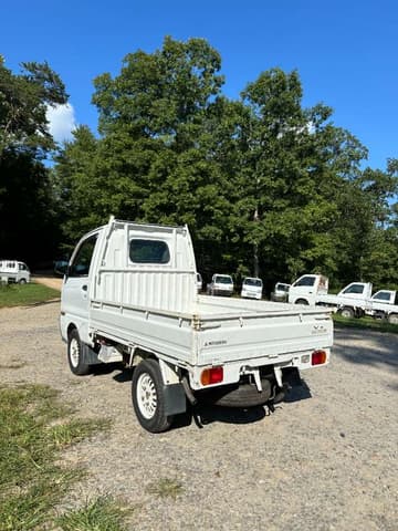 1998 Mitsubishi Minicab JDM car for sale — photo 10 of 25
