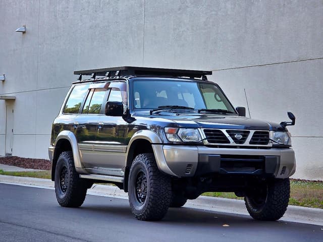 1998 Nissan Safari JDM car for sale — photo 2 of 25