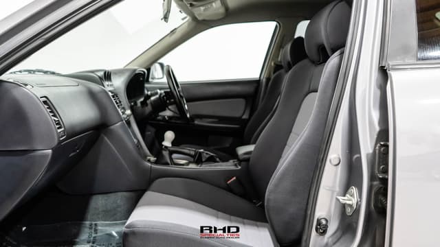 1999 Nissan Skyline JDM car for sale — photo 18 of 25
