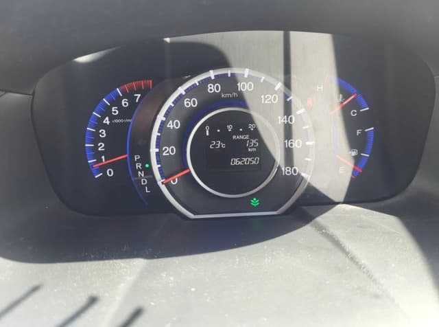 2010 Honda Odyssey JDM car for sale — photo 10 of 16