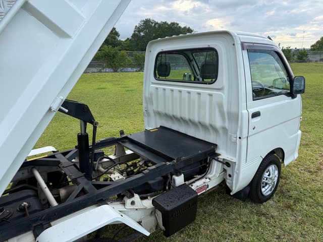 1999 Daihatsu Hijet JDM car for sale — photo 15 of 25
