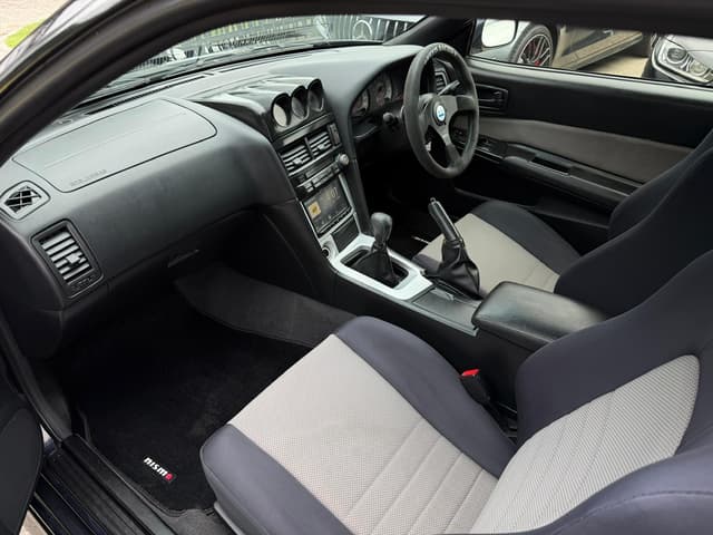 1998 Nissan Skyline JDM car for sale — photo 20 of 25