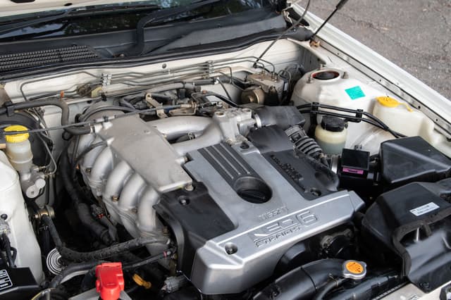 2001 Nissan Stagea JDM car for sale — photo 12 of 15