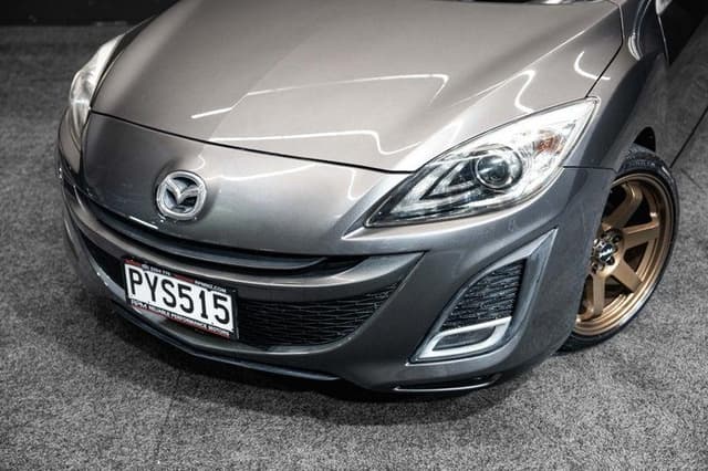 2009 Mazda Axela JDM car for sale — photo 2 of 16