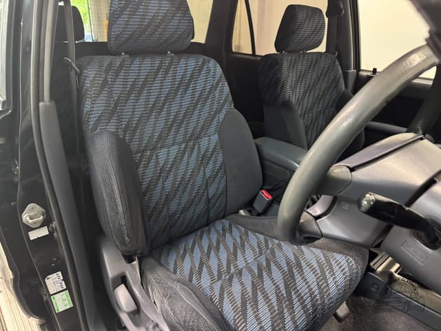 1999 Toyota Hilux Surf JDM car for sale — photo 25 of 25