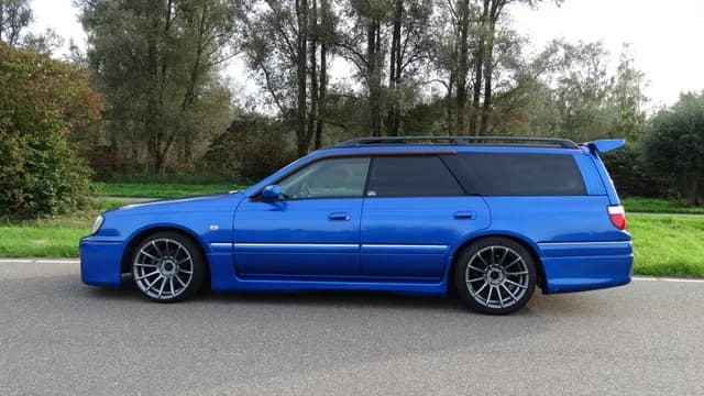 2000 Nissan Stagea JDM car for sale — photo 3 of 25