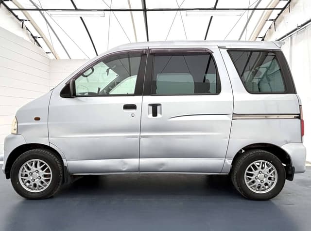 2001 Daihatsu Atrai JDM car for sale — photo 3 of 25