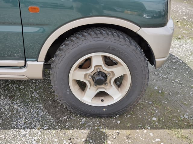 2001 Suzuki Jimny JDM car for sale — photo 22 of 25