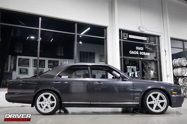 1993 Nissan Cedric JDM car for sale — photo 11 of 25