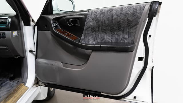 1999 Subaru Forester JDM car for sale — photo 10 of 25