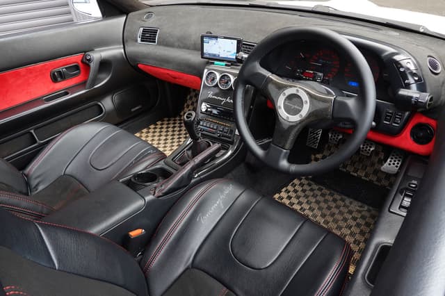 1990 Nissan Skyline JDM car for sale — photo 6 of 25