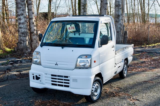 2000 Mitsubishi Minicab JDM car for sale — photo 3 of 18