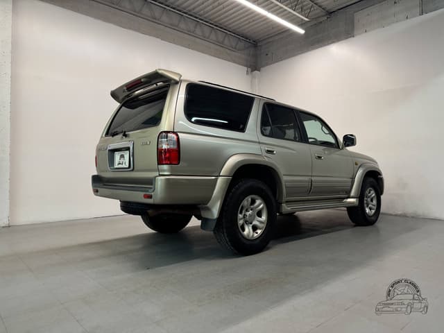 2000 Toyota Hilux Surf JDM car for sale — photo 12 of 25