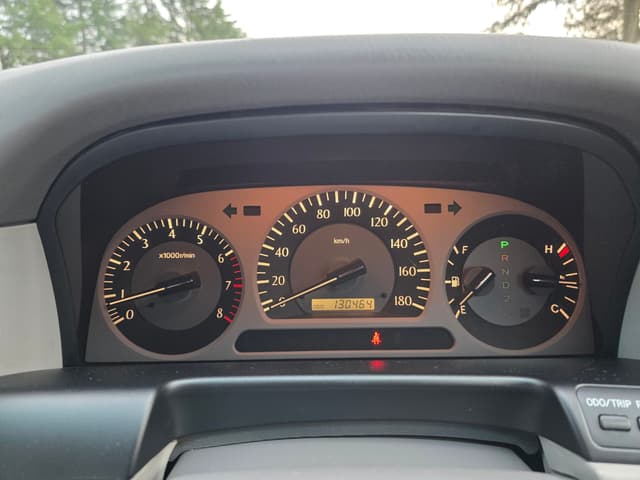 2000 Toyota Crown JDM car for sale — photo 9 of 13