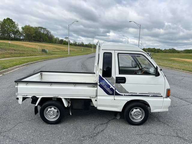 1993 Daihatsu Hijet JDM car for sale — photo 3 of 20