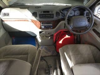 1997 Toyota Regius JDM car for sale — photo 6 of 9