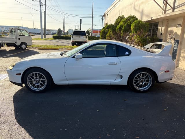 1997 Toyota Supra JDM car for sale — photo 4 of 17