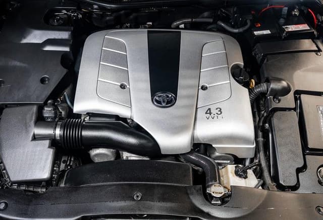 2006 Toyota Majesta JDM car for sale — photo 18 of 18