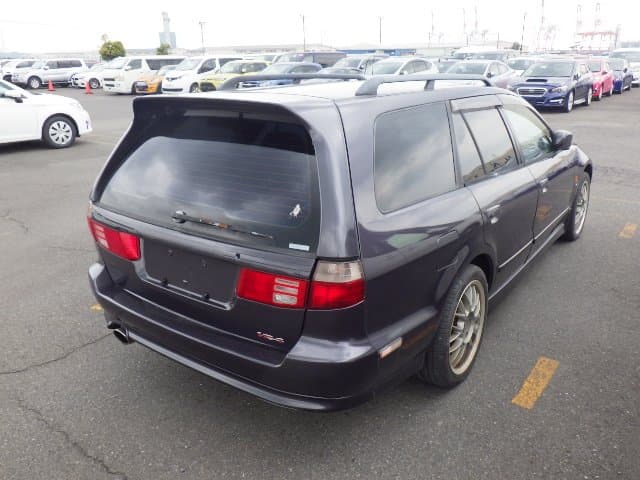 1997 Mitsubishi Legnum JDM car for sale — photo 4 of 10