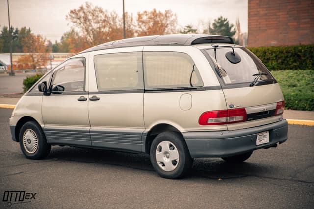 1995 Toyota Estima JDM car for sale — photo 20 of 25