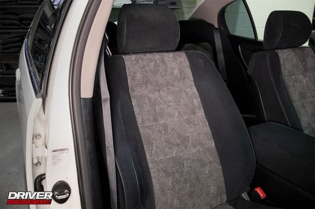 1998 Toyota Aristo JDM car for sale — photo 15 of 25