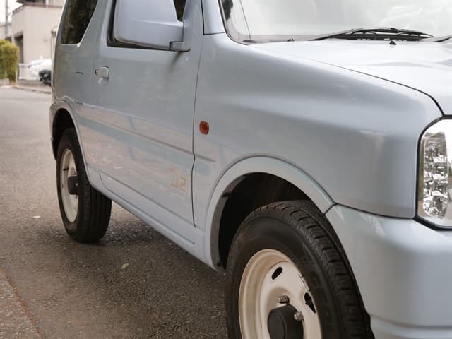 2001 Suzuki Jimny JDM car for sale — photo 10 of 25