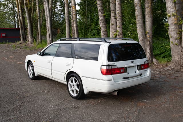 1999 Nissan Stagea JDM car for sale — photo 4 of 13