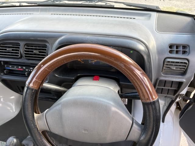 1999 Suzuki Carry JDM car for sale — photo 19 of 25