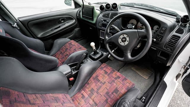1997 Mitsubishi Lancer JDM car for sale — photo 21 of 25