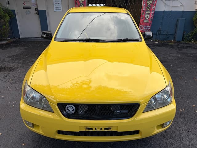 1998 Toyota Altezza JDM car for sale — photo 2 of 16