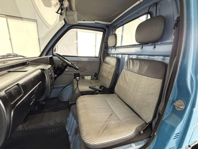 1993 Daihatsu Hijet JDM car for sale — photo 8 of 21