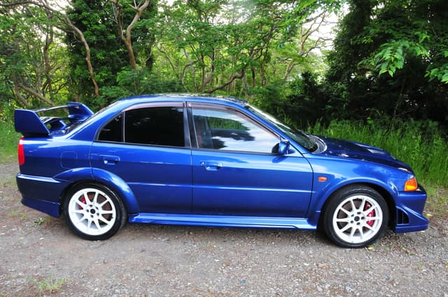 2000 Mitsubishi Lancer Evolution JDM car for sale — photo 20 of 23