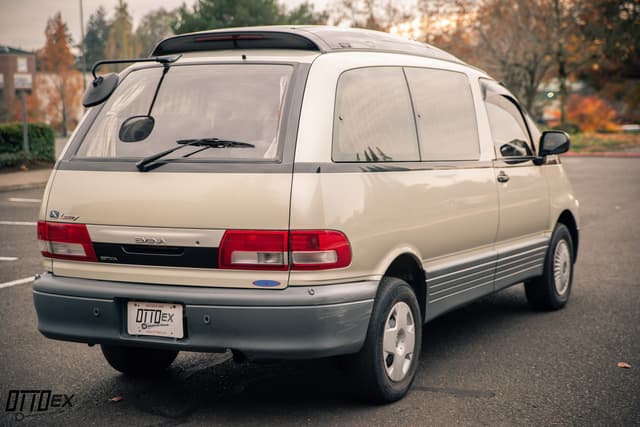 1995 Toyota Estima JDM car for sale — photo 16 of 25