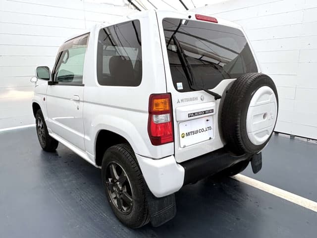 2001 Mitsubishi Pajero Mini JDM car for sale — photo 4 of 25